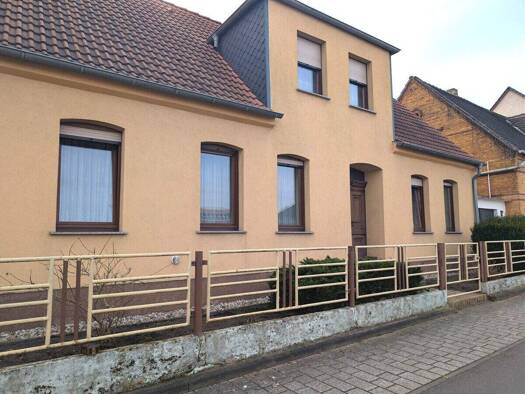 Einfamilienhaus zum Kauf 100.000 € 4 Zimmer 108 m² 740 m² Grundstück Bobbau 06766