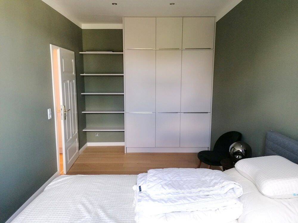 !! Voll möblierte Wohnung mit EBK, Aufzug, Balkon und PKW-Stellplatz !! – Chemnitz – Vorschaubild 18