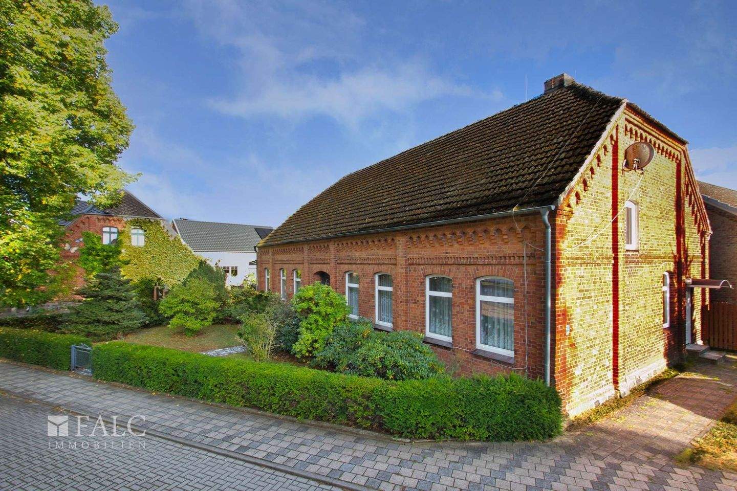 Haus zum Kauf - Ansicht 3