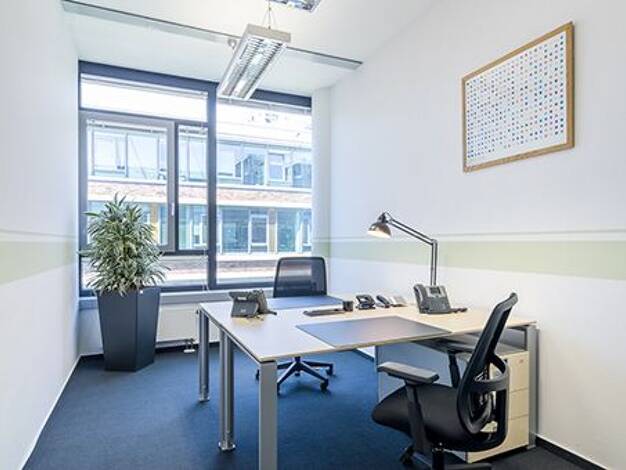 Bürofläche zur Miete provisionsfrei 2.105 € 38 m² Bürofläche Hanauer Landstraße Ostend Innenstadt IV 60314
