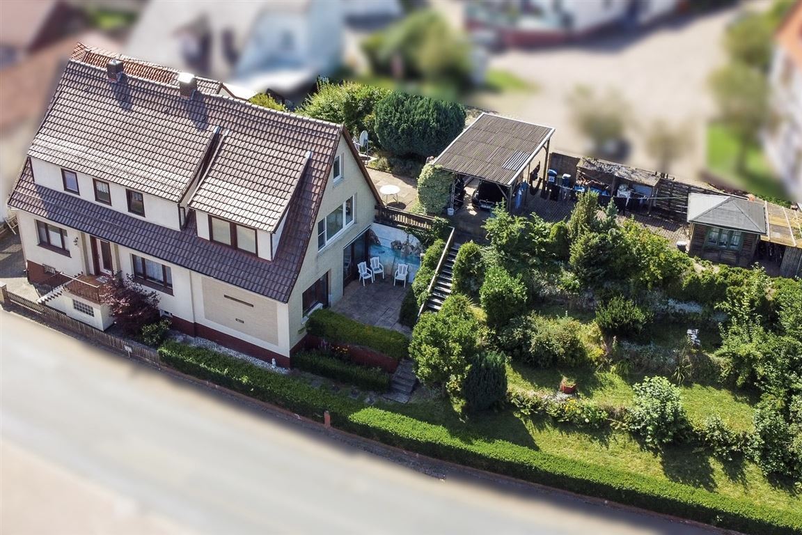 Mehrfamilienhaus zum Kauf 174.000 € 10 Zimmer 225 m²<br/>Wohnfläche 702 m²<br/>Grundstück ab sofort<br/>Verfügbarkeit Elvershausen Katlenburg-Lindau 37191