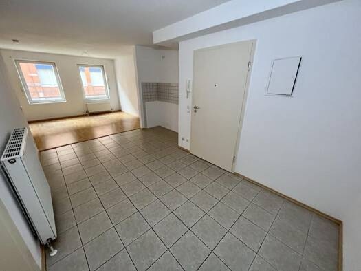 Wohnung zur Miete 245 € 1 Zimmer 40,8 m² EG frei ab sofort Mühlengasse 33 Innenstadt Gera 07545
