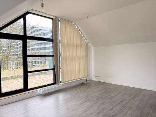 Studio zur Miete 604 € 1 Zimmer 71 m² 5. Geschoss frei ab sofort Maréesstraße 71 Elberfeld Wuppertal 42119