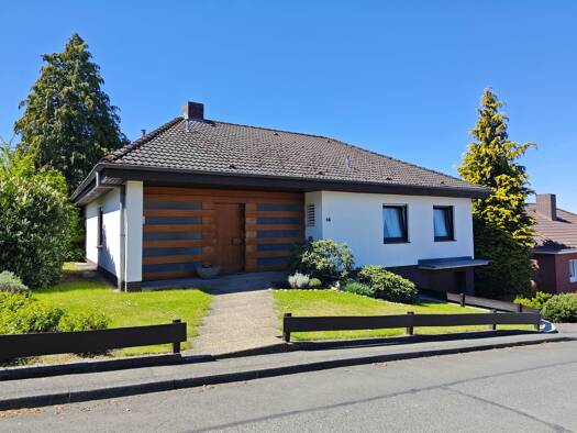 Bungalow zum Kauf 299.000 € 5 Zimmer 130 m² 618 m² Grundstück frei ab sofort Heiligenrode Niestetal 34266