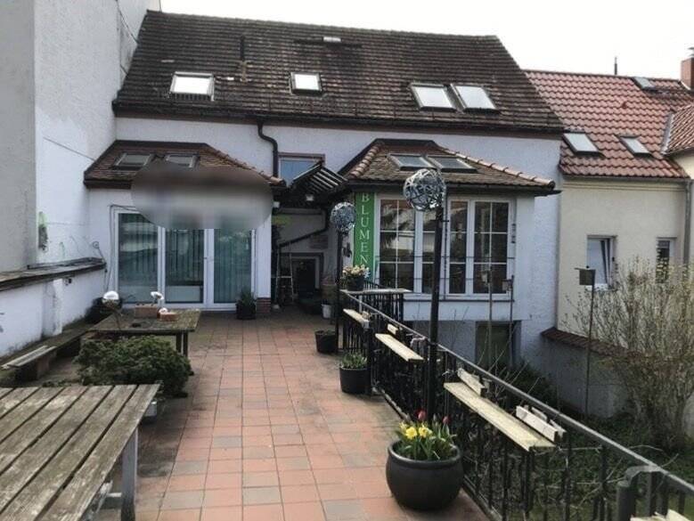 Reihenmittelhaus zum Kauf 139.000 € 7 Zimmer 197,7 m²<br/>Wohnfläche 892 m²<br/>Grundstück Roßwein Roßwein 04741
