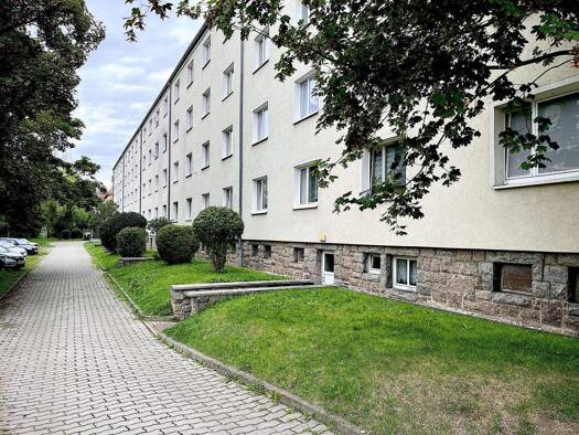 Wohnung zur Miete 329 € 3 Zimmer 60 m² Geschoss 2/3 frei ab sofort Leipziger Straße 117 Pölbitz Zwickau 08058