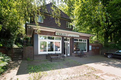 Wohn- und Geschäftshaus zum Kauf provisionsfrei als Kapitalanlage geeignet 1.295.000 € 9 Zimmer 314 m² 458 m² Grundstück Volksdorf Hamburg / Volksdorf 22359