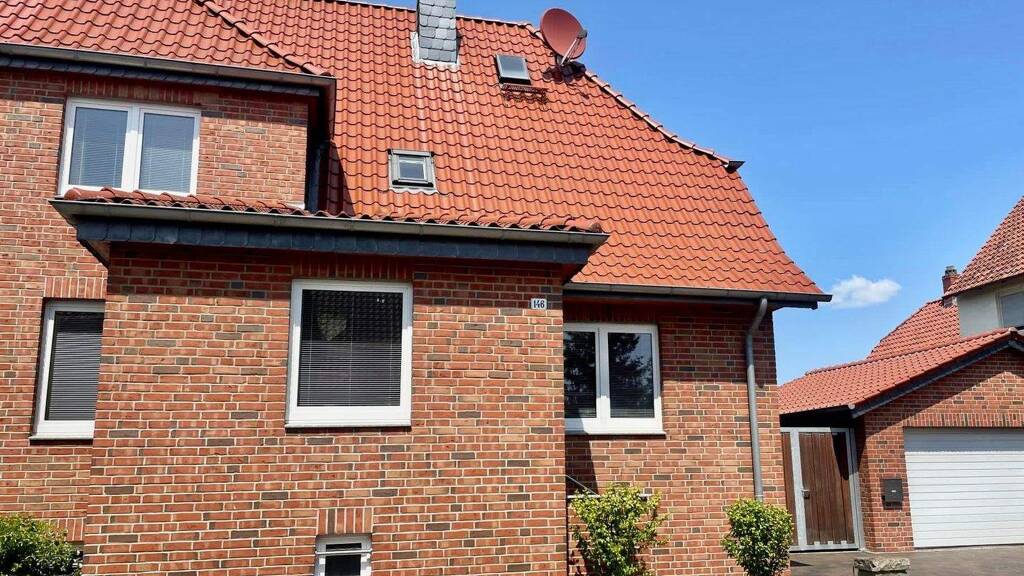 Doppelhaushälfte zum Kauf 249.000 € 5 Zimmer 120 m² 1.250 m² Grundstück Stadthagen 31655