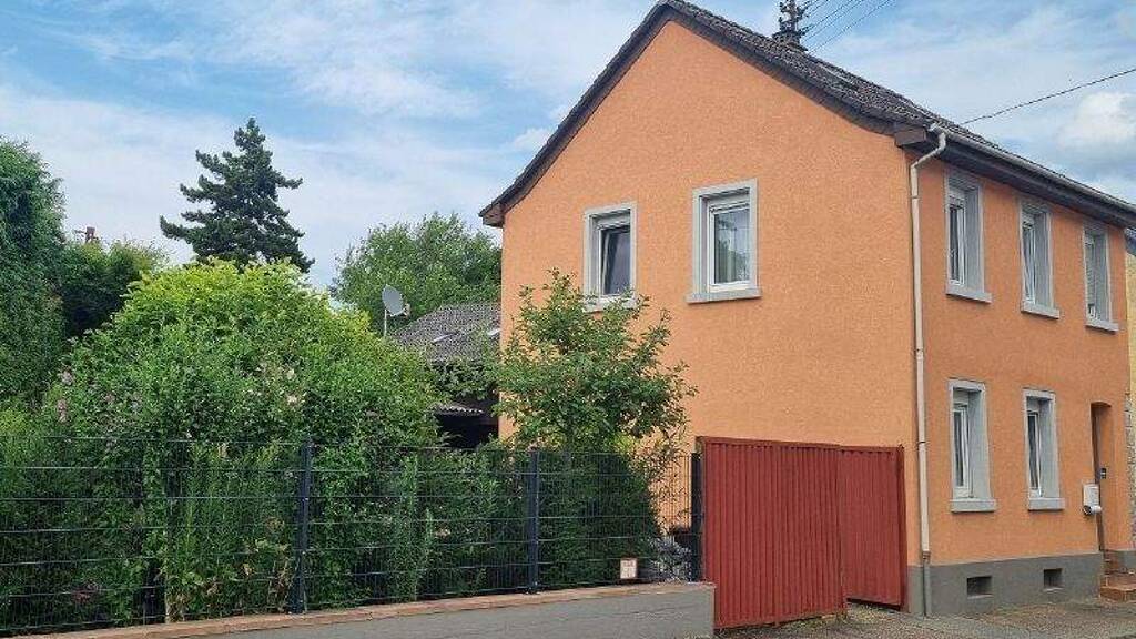 Doppelhaushälfte zum Kauf 350.000 € 5 Zimmer 170 m² 398 m² Grundstück Neckarhausen Edingen-Neckarhausen 68535