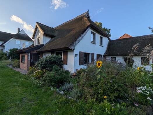 Einfamilienhaus zum Kauf 599.000 € 8 Zimmer 230 m² 544 m² Grundstück Niehagen Ahrenshoop 18347