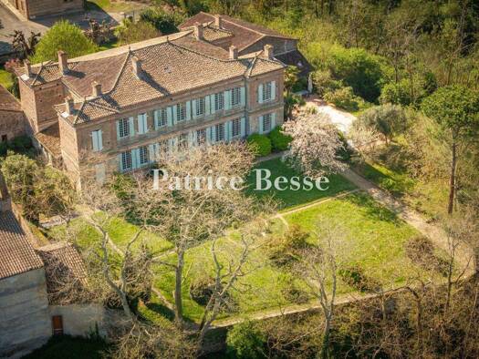 Schloss zum Kauf 1.100.000 € 20 Zimmer 1.000 m² 4.700 m² Grundstück Cazères 31220