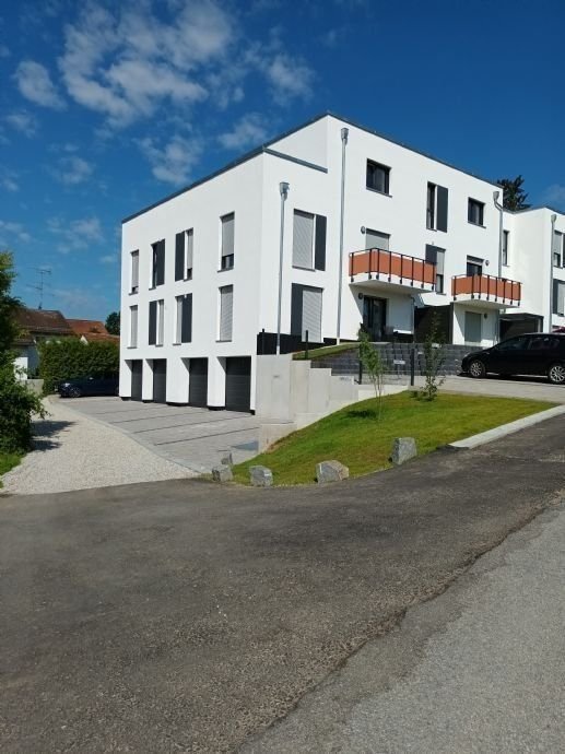 Terrassenwohnung zur Miete 525 € 2 Zimmer 55,3 m²<br/>Wohnfläche EG<br/>Geschoss 01.10.2024<br/>Verfügbarkeit Geltermeierberg 9 Simbach Simbach 94436