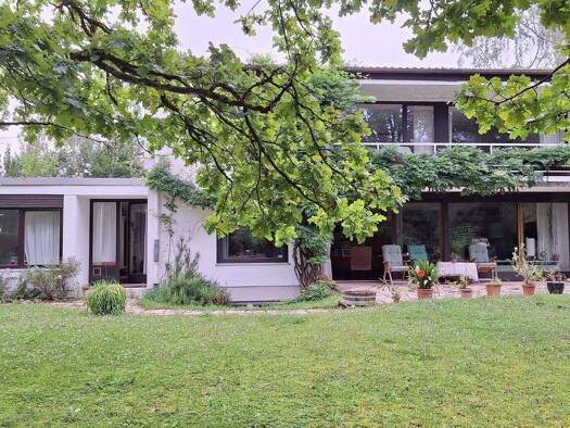 Einfamilienhaus zum Kauf 8 Zimmer 216 m² 1.150 m² Grundstück frei ab sofort Krailling 82152