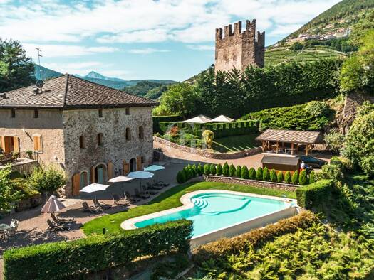 Villa zum Kauf 10 Zimmer 350 m² 4.300 m² Grundstück frei ab sofort Frazione Piazzo 51 Segonzano 38047