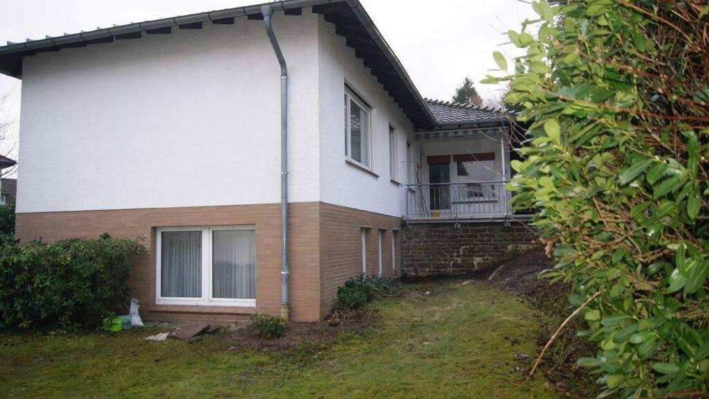 Einfamilienhaus zum Kauf 339.000 € 5 Zimmer 140 m² 460 m² Grundstück Innenstadt Detmold 32756