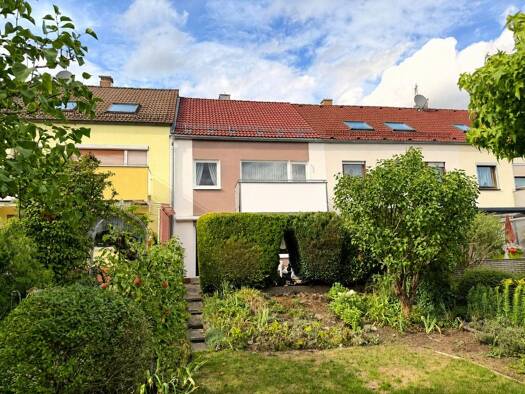 Reihenmittelhaus zum Kauf 399.000 € 4 Zimmer 99 m² 260 m² Grundstück Eichwasen Schwabach 91126