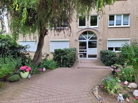 Wohnung zur Miete 370 € 2 Zimmer 53,5 m² 1. Geschoss frei ab sofort Nietlebener Straße 20 Nördliche Neustadt Halle (Saale) 06126