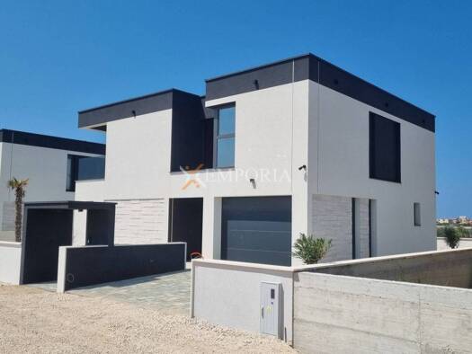 Einfamilienhaus zum Kauf - Erstbezug 1.000.000 € 4 Zimmer 222 m² Privlaka 23233