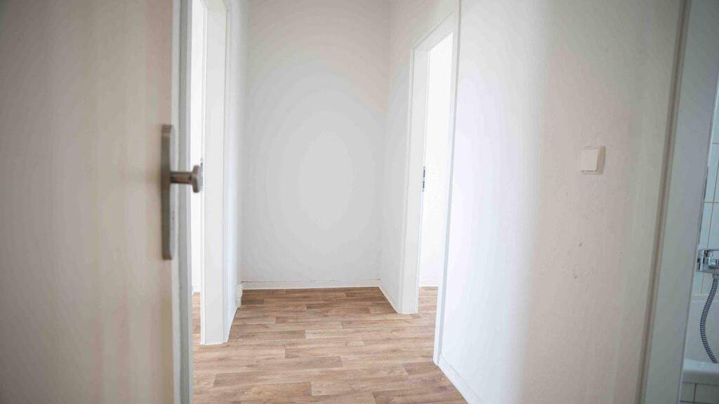 Wohnung zur Miete 400 € 2 Zimmer 49,6 m² 3. Geschoss frei ab sofort Rosa-Luxemburg-Straße 15 Prenzlau 17291