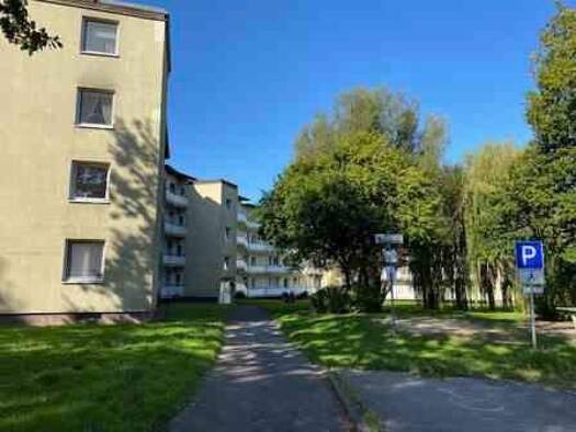 Wohnung zur Miete 700 € 3 Zimmer 69,6 m² 3. Geschoss frei ab 23.10.2025 Breslauer Str. 12 Stift Altenholz 24161