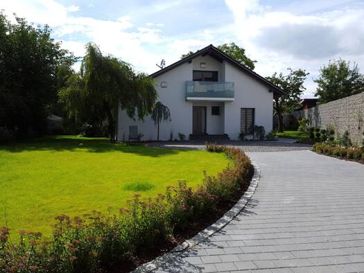 Einfamilienhaus zur Miete 2.800 € 8 Zimmer 230 m² 1.250 m² Grundstück frei ab sofort Lenting 85101