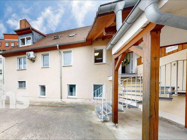 Haus zum Kauf provisionsfrei 163.000 € 15 Zimmer 271,9 m² 2.072 m² Grundstück Roßplatz 2 Querfurt Querfurt 06268