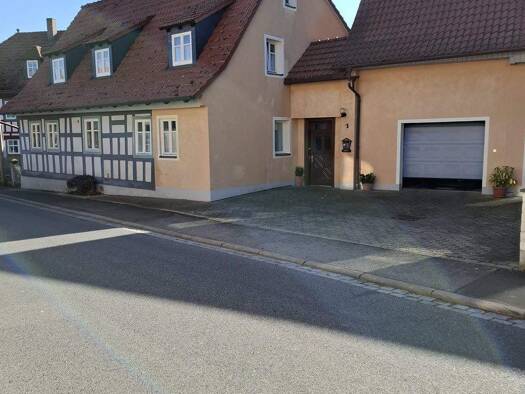 Einfamilienhaus zum Kauf als Kapitalanlage geeignet 260.000 € 4,5 Zimmer 200 m² 430 m² Grundstück Untermerzbach 96190