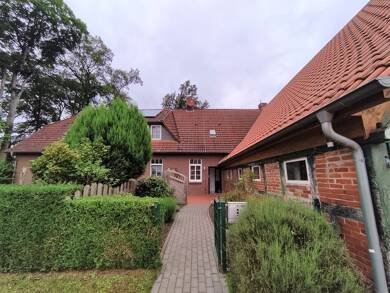 Wohnung zur Miete 860 € 3 Zimmer 77 m² Dachgeschoss Großenkneten Großenkneten / Hellbusch 26197