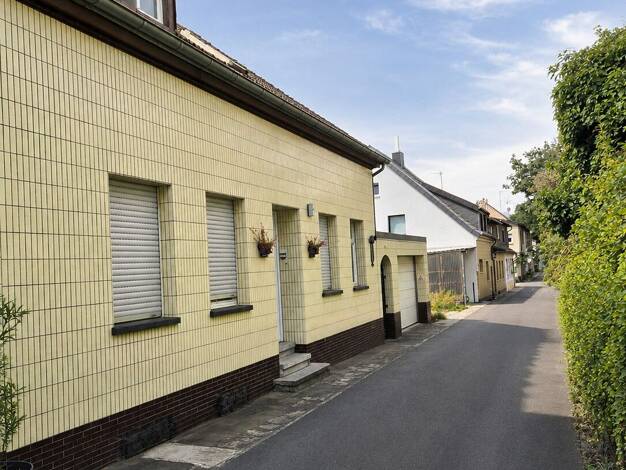 Einfamilienhaus zum Kauf 179.000 € 5 Zimmer 135 m² 450 m² Grundstück Spiesen Spiesen-Elversberg 66583