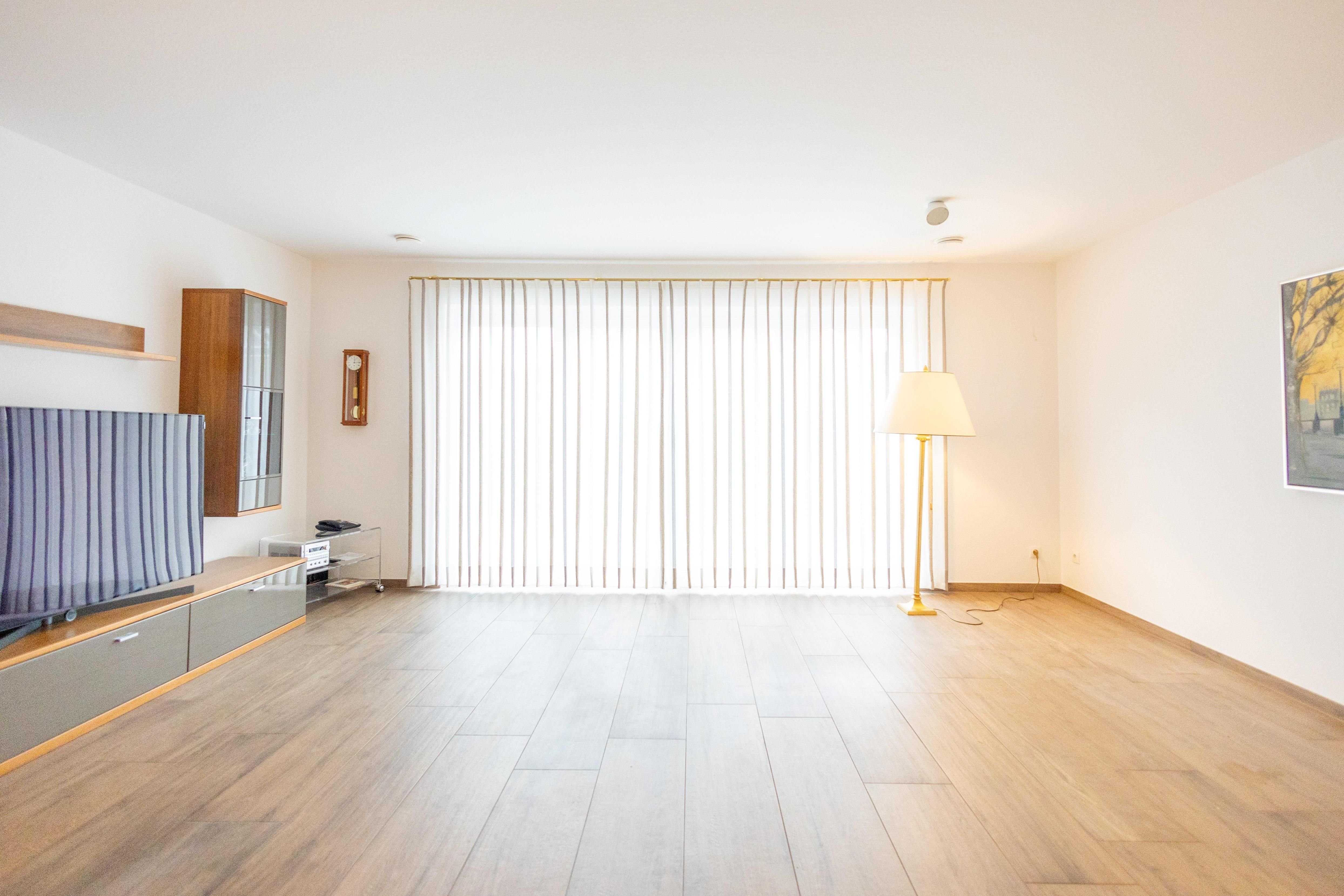 Doppelhaushälfte zum Kauf 450.000 € 5 Zimmer 125 m²<br/>Wohnfläche 430 m²<br/>Grundstück 01.11.2024<br/>Verfügbarkeit Tenever Bremen 28325