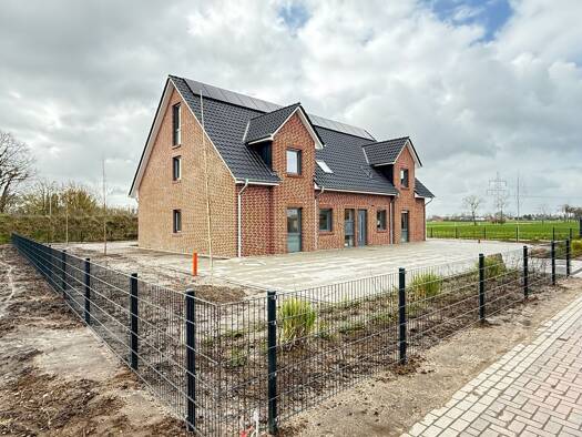 Wohnung zur Miete - Erstbezug 1.200 € 3 Zimmer 83 m² EG frei ab sofort Heinrich-Röwer-Weg Blender 27337