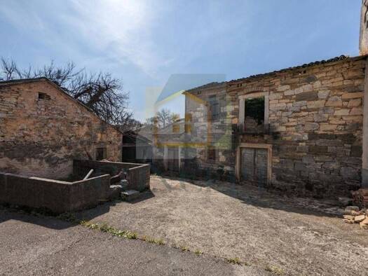 Haus zum Kauf 90.000 € 147 m² Karojba