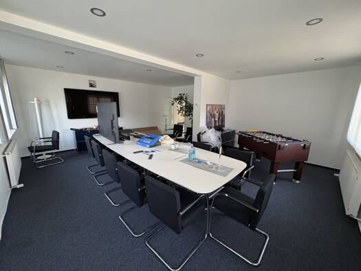 Bürofläche zum Kauf 875.000 € 22 Zimmer 532 m² Bürofläche Neuhof Taunusstein 65232