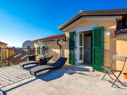Mehrfamilienhaus zum Kauf 1.500.000 € 6 Zimmer 240 m² Opatija - Centar, Opatija Opatija 51410
