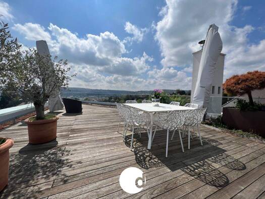 Maisonette zum Kauf 7,5 Zimmer 443,4 m² 2. Geschoss frei ab sofort West Stuttgart 70193