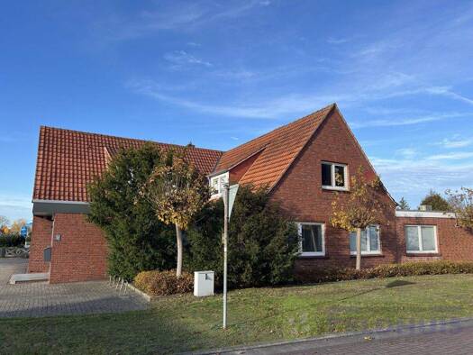 Wohnung zur Miete 435 € 4 Zimmer 87,3 m² frei ab 01.12.2025 Warsingsfehn Moormerland 26802