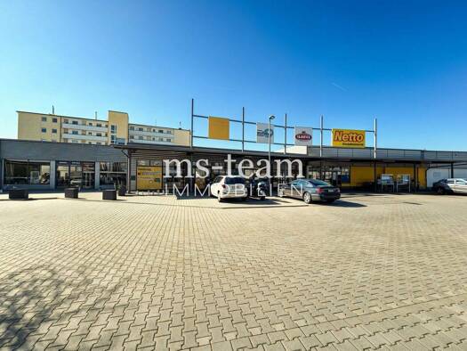 Laden zur Miete provisionsfrei 2.972 € 246,5 m² Verkaufsfläche Regensburger Straße 70 Amberg 92224