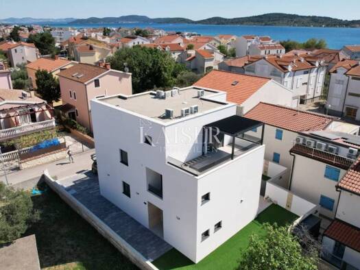 Haus zum Kauf 489.000 € 4 Zimmer 130 m² Srima, Vodice Vodice