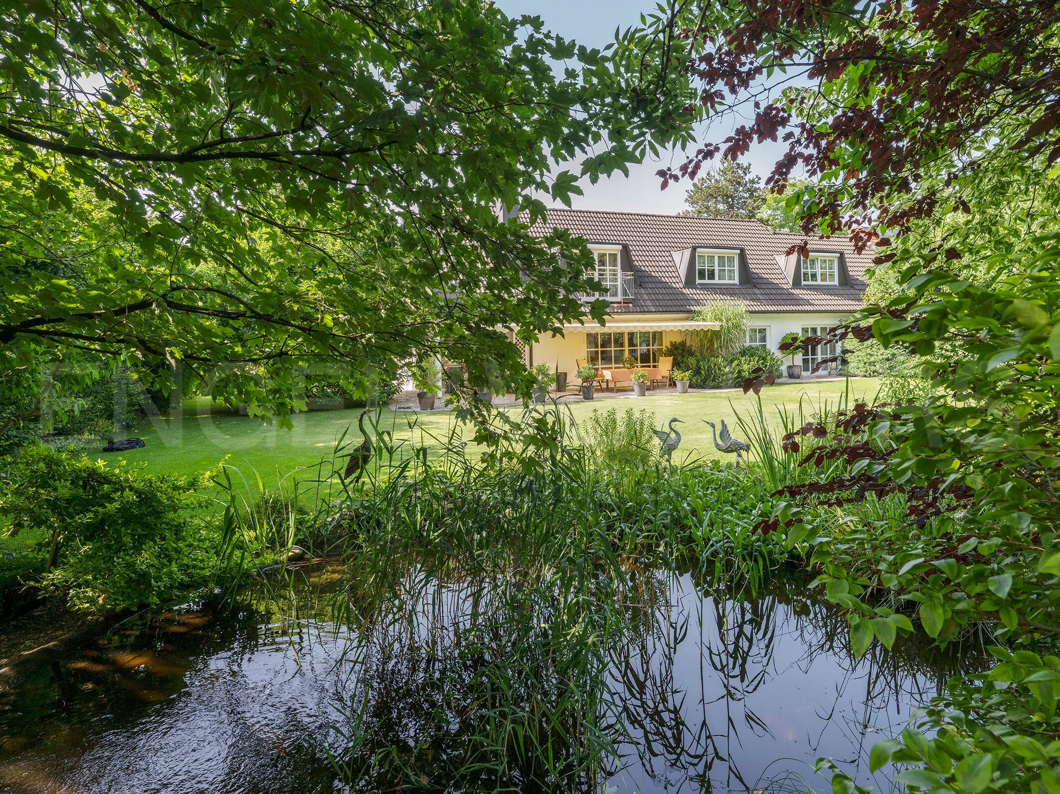 Property thumbnail 19