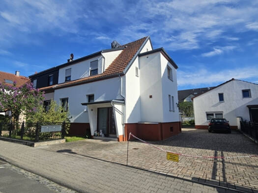 Einfamilienhaus zum Kauf 429.000 € 8 Zimmer 150 m² 583 m² Grundstück Langenselbold 63505