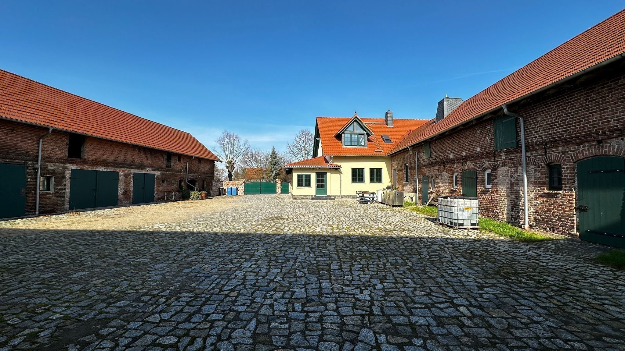 Bauernhaus zum Kauf 1.150.000 € 14 Zimmer 500 m²<br/>Wohnfläche 4.743 m²<br/>Grundstück ab sofort<br/>Verfügbarkeit Warchau Rosenau 14789