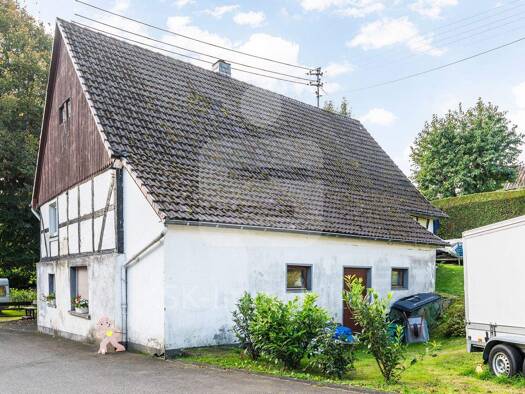 Einfamilienhaus zum Kauf 105.000 € 6 Zimmer 142 m² 1.358 m² Grundstück Dürhölzen Marienheide 51709