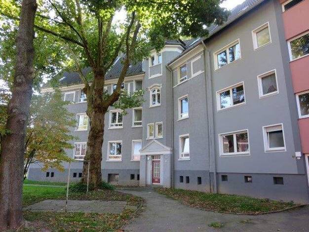 Wohnung zur Miete 520 € 2,5 Zimmer 54,7 m² 3. Geschoss frei ab 16.04.2026 Am Alfredspark 7 Holsterhausen Essen 45145