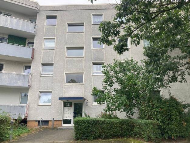 Wohnung zur Miete 831 € 4,5 Zimmer 90,4 m² 2. Geschoss frei ab 31.08.2026 Lahnstraße 14 Weststadt Weststadt 38120