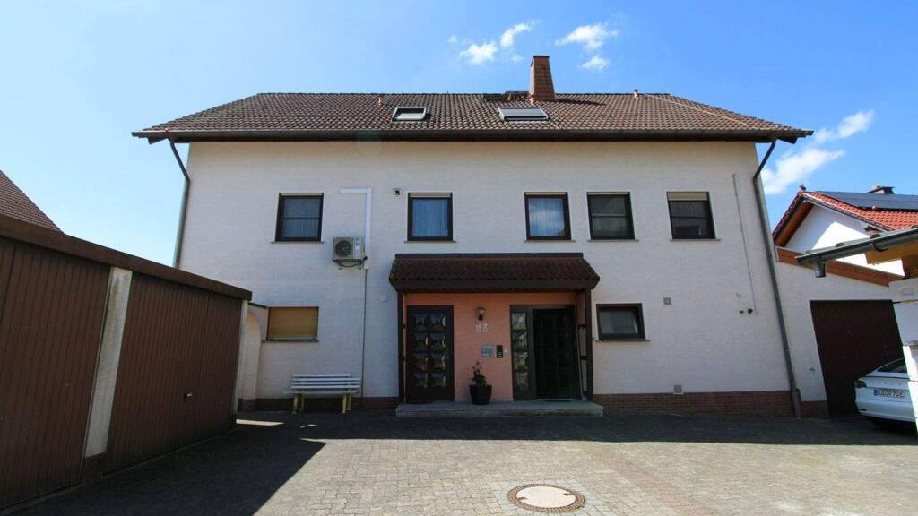 Mehrfamilienhaus zum Kauf 345.000 € 8 Zimmer 257,2 m² 1.432,2 m² Grundstück Helfersdorf Kefenrod 63699