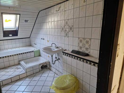 Mehrfamilienhaus zum Kauf 165.000 € 8 Zimmer 188 m² 155 m² Grundstück Stadtmitte Mönchengladbach 41063