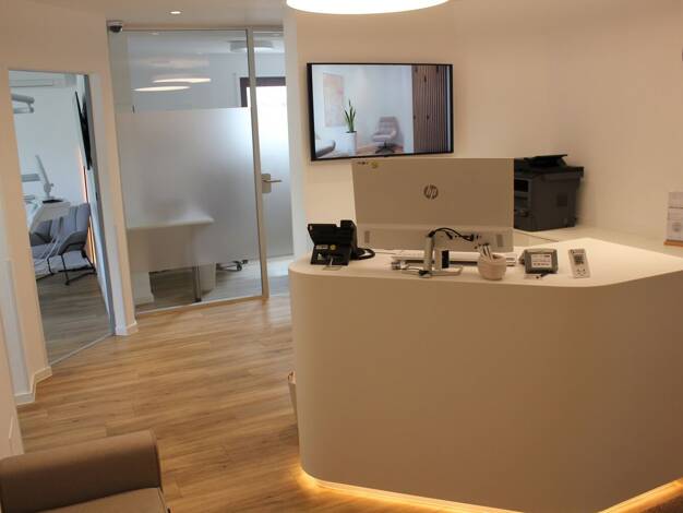 Praxis zum Kauf 498.000 € 9 Zimmer 154,1 m² Bürofläche Langen Langen 63225