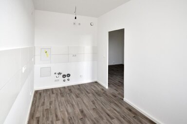 Wohnung zur Miete 373 € 3 Zimmer 70,4 m² 4. Geschoss Gertraudenstraße 58 Hohenstücken Brandenburg 14772