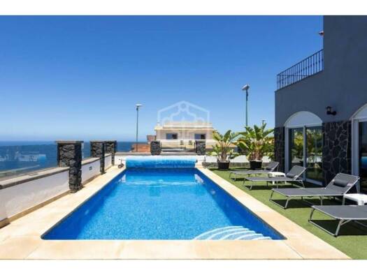 Villa zum Kauf 1.700.000 € 7 Zimmer 820 m² 549 m² Grundstück Puerto de la Cruz 38312