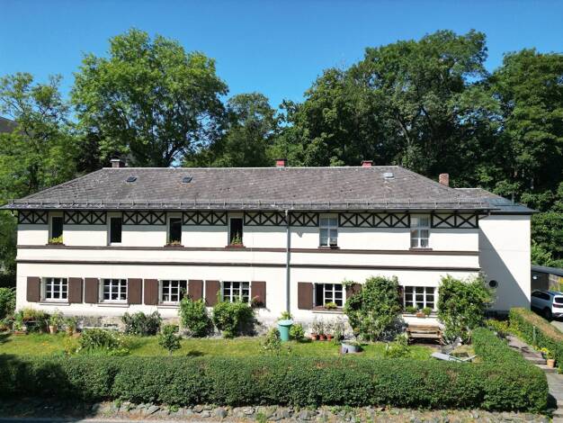 Mehrfamilienhaus zum Kauf 550.000 € 11 Zimmer 260 m² 1.110 m² Grundstück Innenstadt Hof 95028